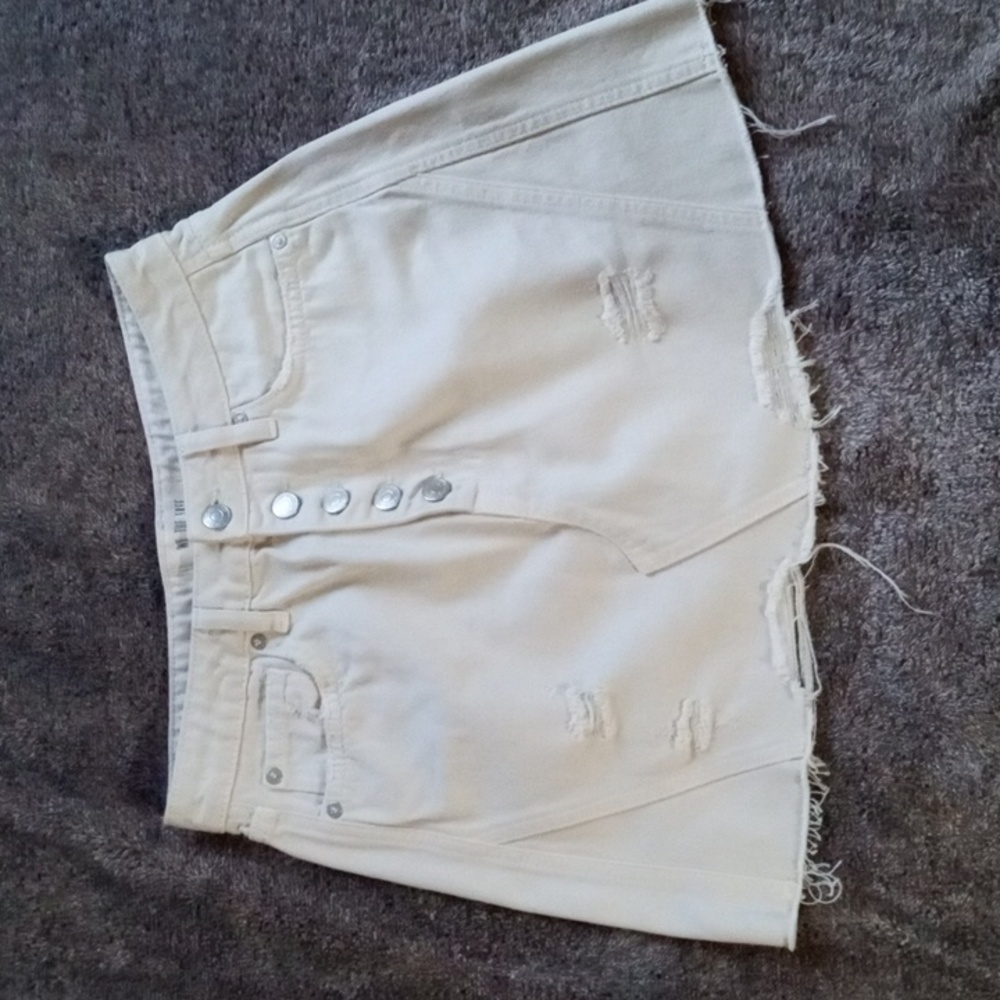 We the Free 27 waist cream colored five pocket distressed miniskirt
